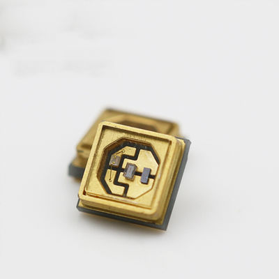 Chip LED UVC bertenaga tinggi 0,5W-1W dengan panjang gelombang 254nm dan substrat tembaga ALN untuk sterilisasi